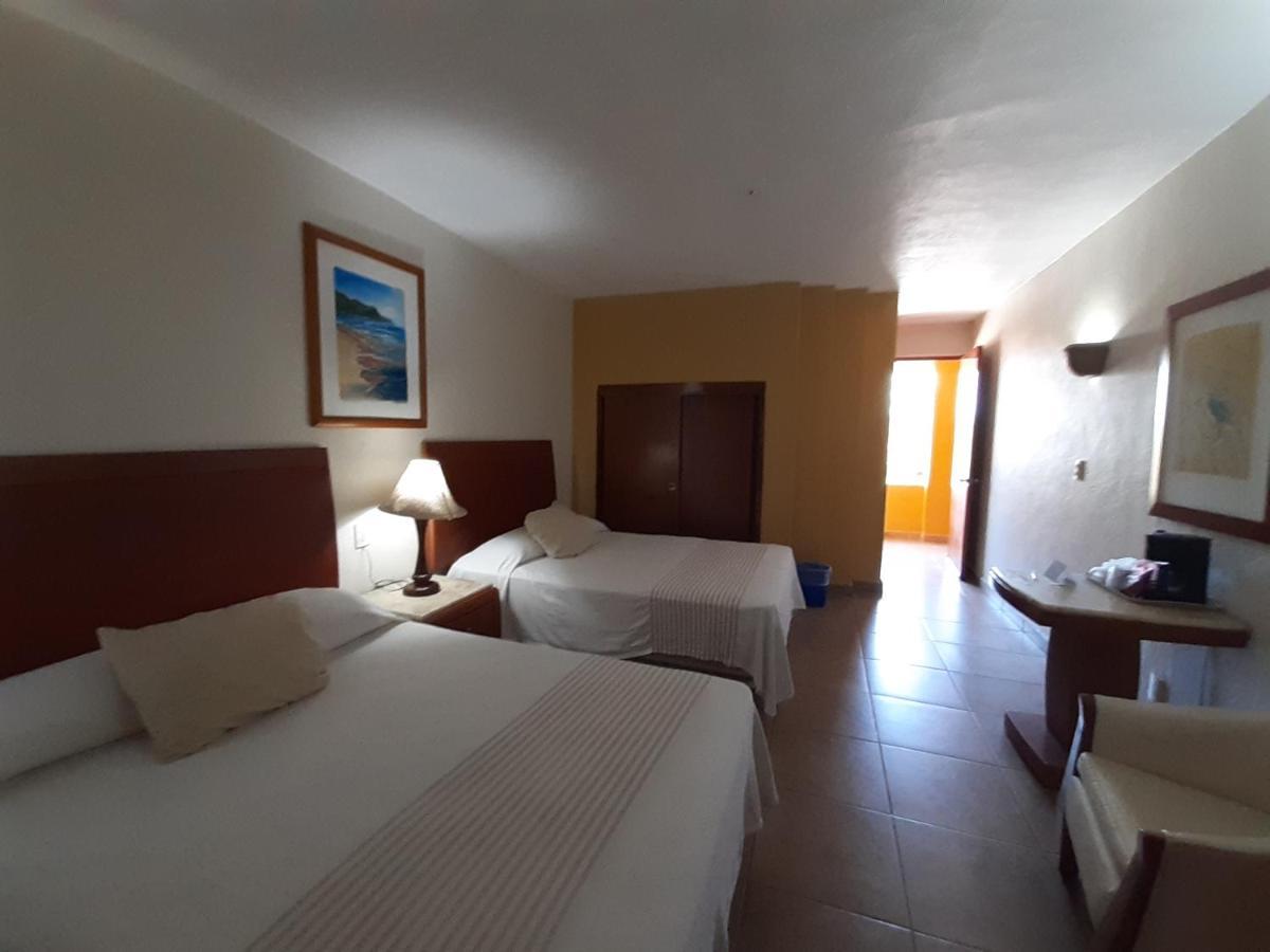Hotel Maria Teresa Playa Azul Exteriör bild